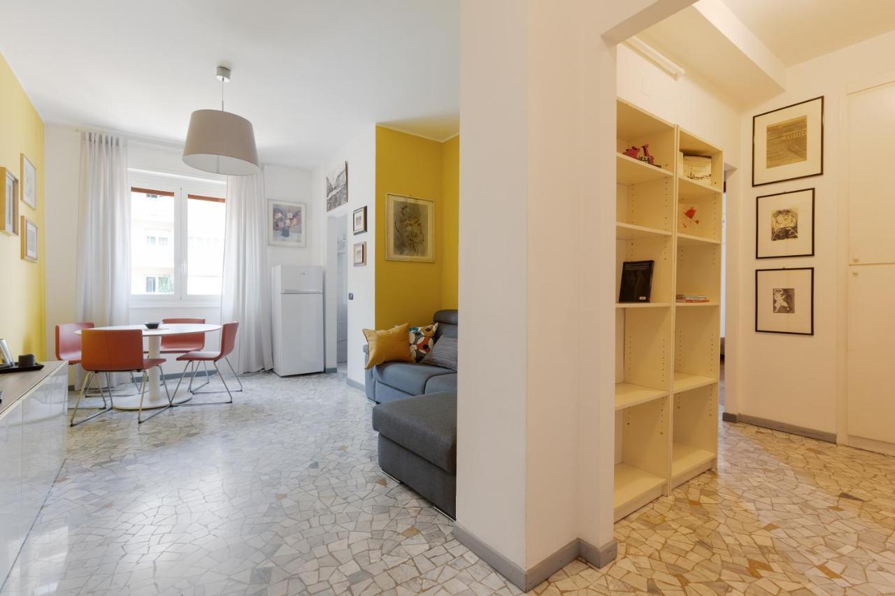 Apartment With Balcony - 50 M Far From M1 Pasteur Milano Eksteriør bilde